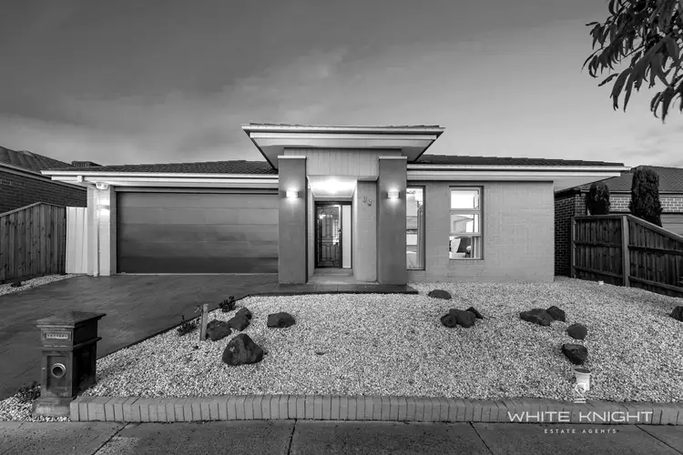 57 Riviera Drive, Hillside VIC 3037