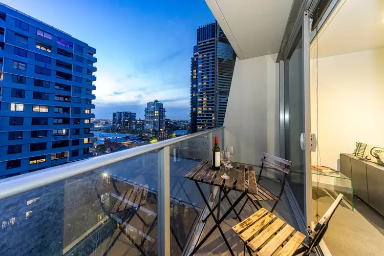 8.08/53 Batman Street, West Melbourne VIC 3003