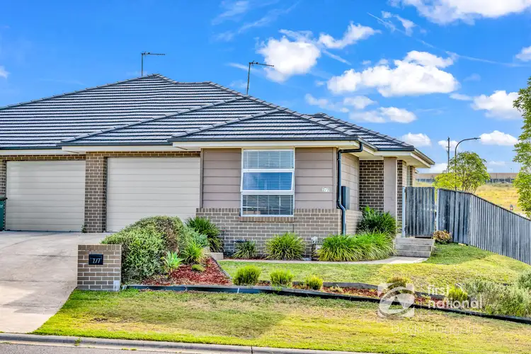 2/7 Auburn Street, Gillieston Heights NSW 2321