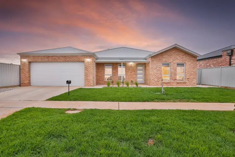 Second view of Homely house listing, 5 Amalfi Way, Irymple VIC 3498