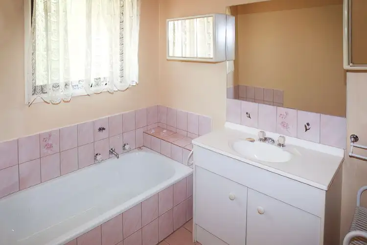 Sixth view of Homely unit listing, 1/2-4 Kirby Street, Golden Square VIC 3555