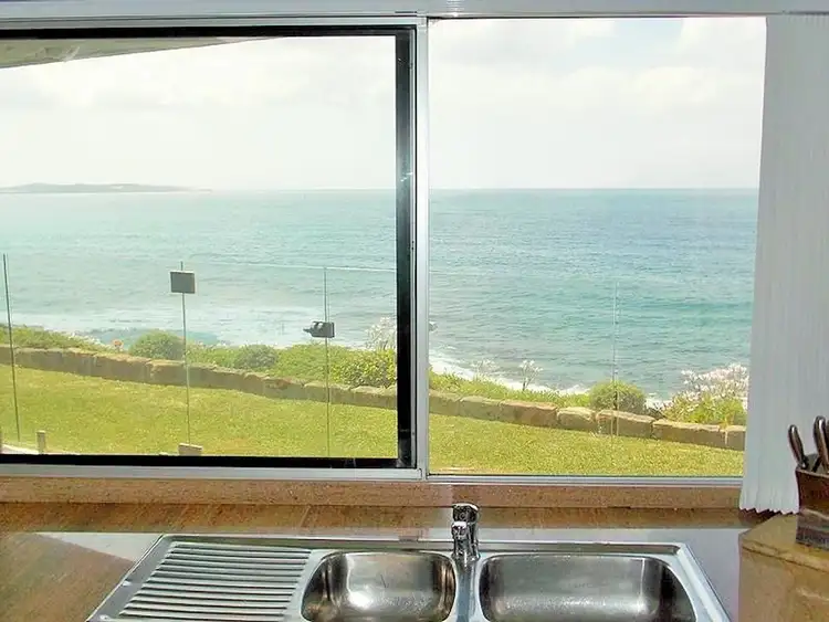 Fourth view of Homely apartment listing, 2/8 Ozone Street, Cronulla NSW 2230