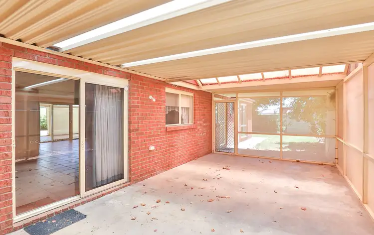 Second view of Homely house listing, 6 Josie Court, Mildura VIC 3500