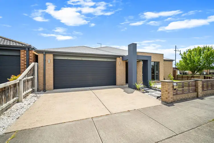 Second view of Homely townhouse listing, 6 Christian Rise, Traralgon VIC 3844