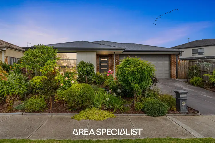 Second view of Homely house listing, 3 Viewgrand Drive, Pakenham VIC 3810