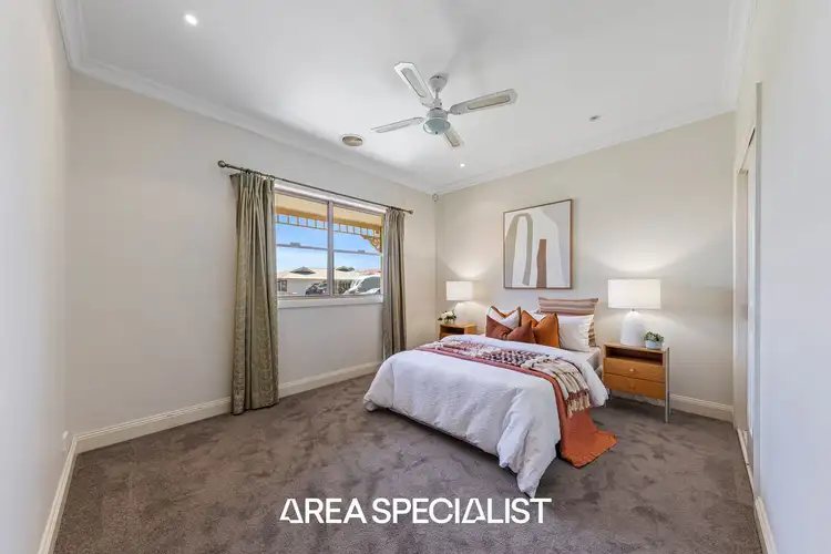 Fifth view of Homely house listing, 6 Supreme Close, Koo Wee Rup VIC 3981