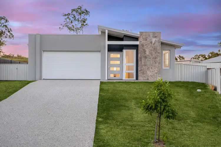 4 Miners Place, Southside QLD 4570