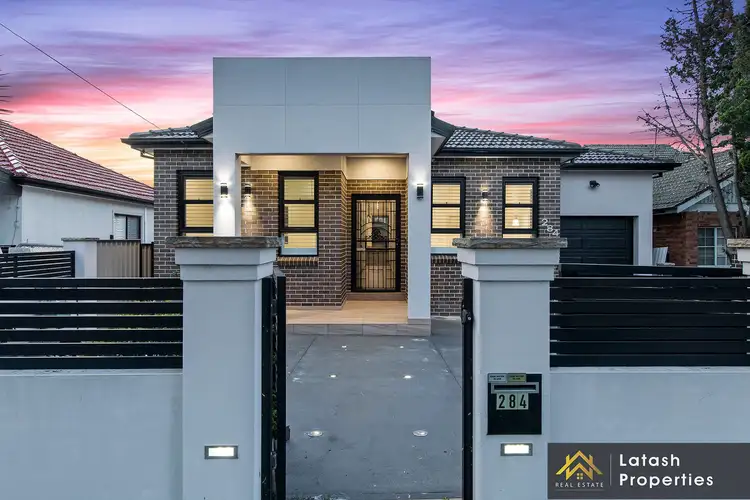 284 Waterloo Rd, Greenacre NSW 2190