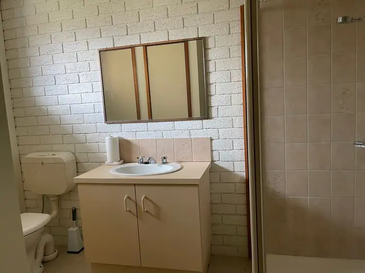 Seventh view of Homely unit listing, 4/18 Gwalia Street, Traralgon VIC 3844