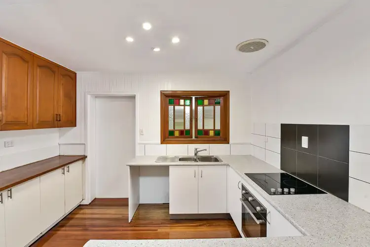79 English Street, Manunda QLD 4870