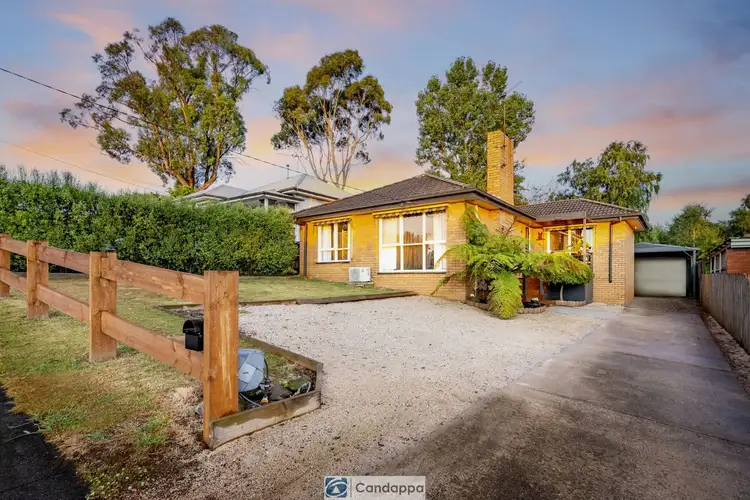 8 Colin Street, Drouin VIC 3818