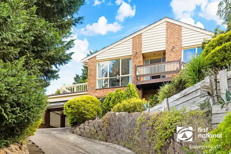 33 Clontarf Crescent, Templestowe VIC 3106