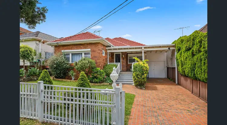 24 Pangee Street, Kingsgrove NSW 2208