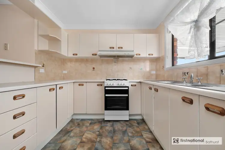 Fifth view of Homely house listing, 3 Elm Place, Kelso NSW 2795