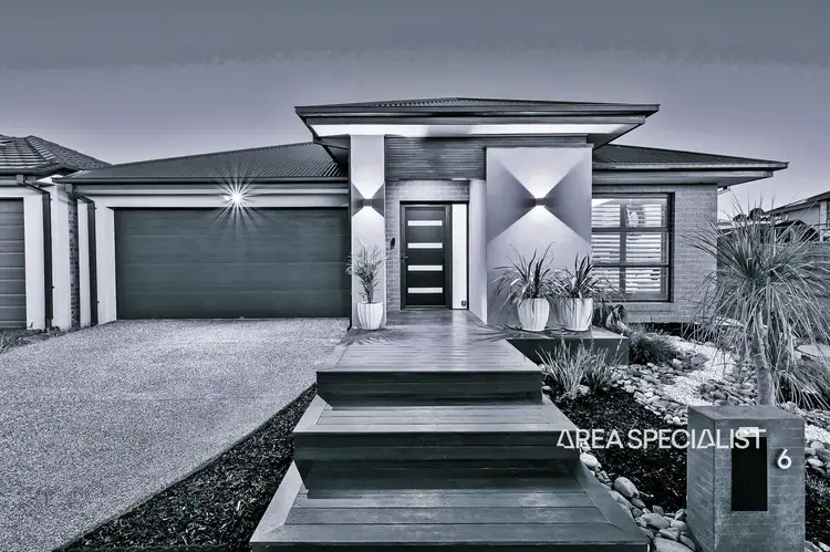 6 Ergano Way, Cranbourne South VIC 3977