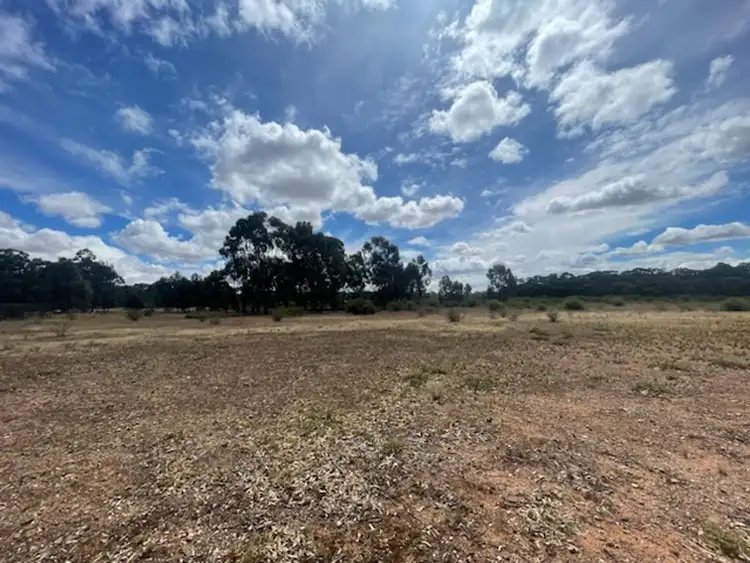 Lot 18B Russell road, Neilborough VIC 3570