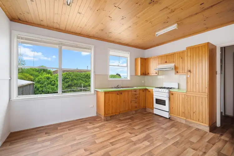 Fifth view of Homely house listing, 14 McEntee Court, Traralgon VIC 3844