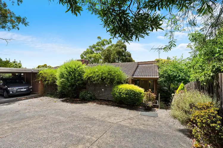 Main view of Homely unit listing, 2/6 Randolf Court, Templestowe Lower VIC 3107