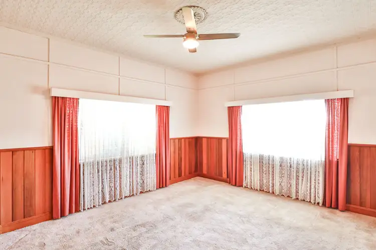 Fifth view of Homely house listing, 27 Heytesbury Avenue, Red Cliffs VIC 3496