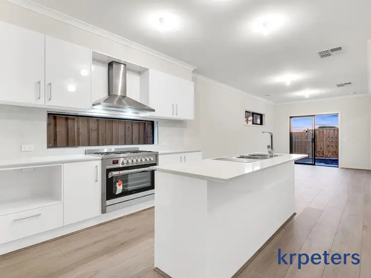 Fifth view of Homely house listing, 7 Gecko Crescent, Clyde North VIC 3978