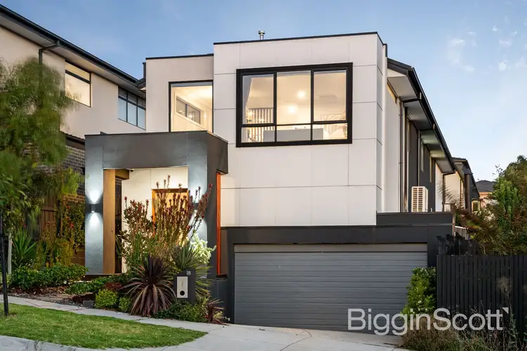 18 Alpine Avenue, Doncaster VIC 3108