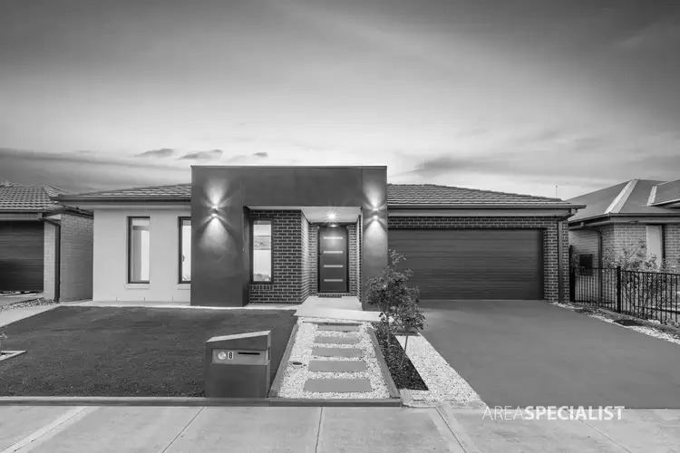 8 Atherton Way, Werribee VIC 3030