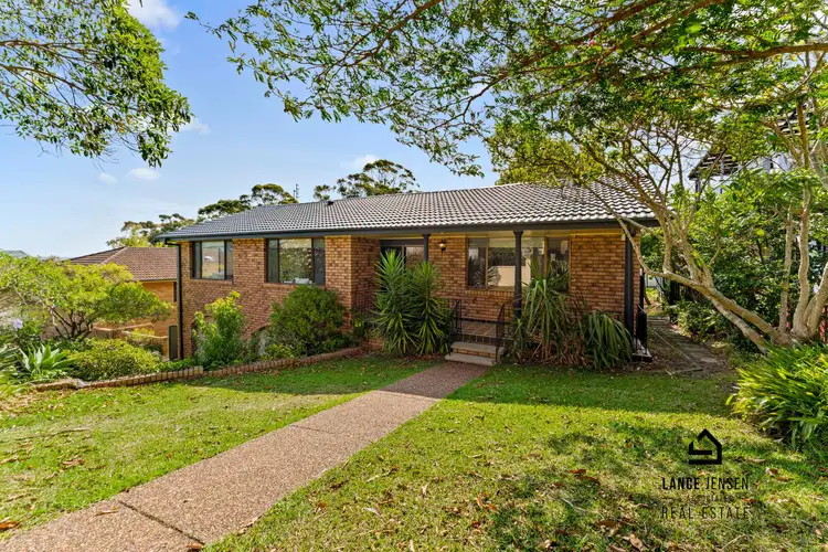6 Camberwarra Drive, Belmont North NSW 2280
