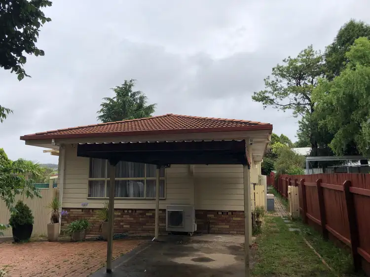 11 Maude Street