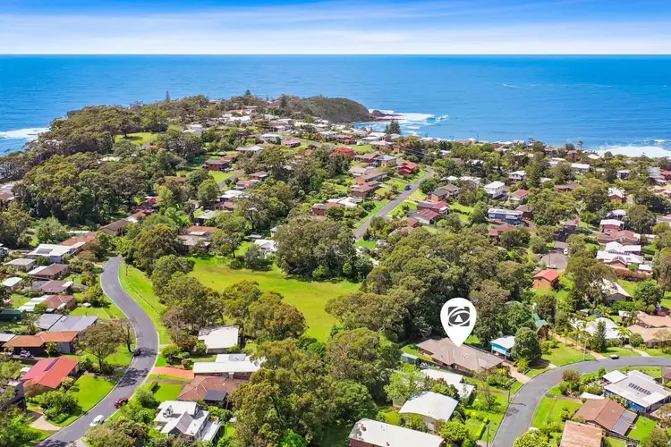 Second view of Homely house listing, 18 Woodglen Crescent, Mollymook Beach NSW 2539