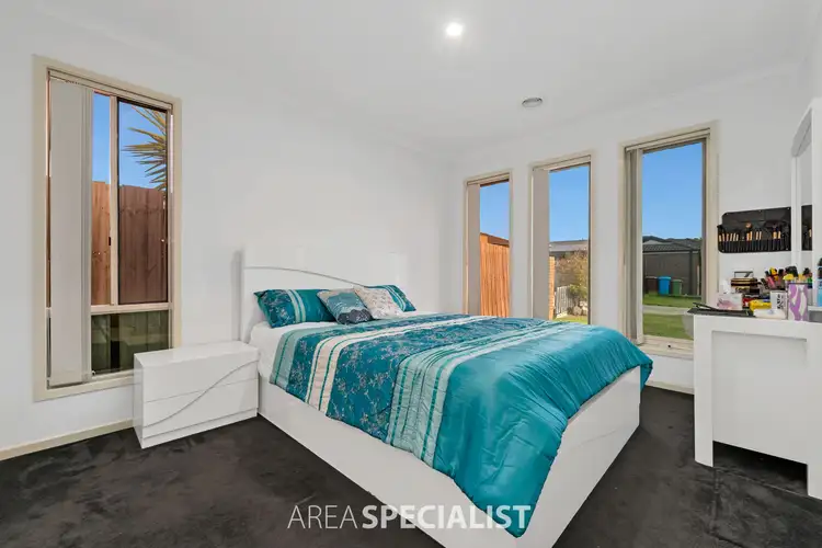 Fifth view of Homely house listing, 9 Nandaly Place, Cranbourne West VIC 3977