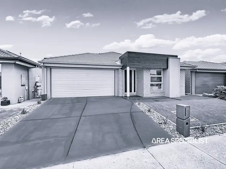 25 Avonbury Circuit, Cranbourne West VIC 3977