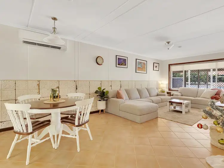 Second view of Homely house listing, 5 Turner Way, Bulgarra WA 6714