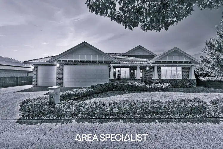 57 Henry Lawson Drive, Pakenham VIC 3810