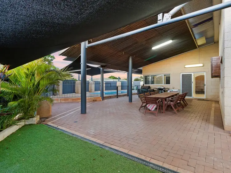 8 Baynton Drive
