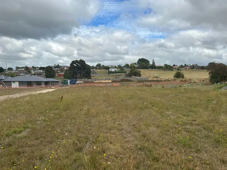 76 West Barrack Street, Deloraine TAS 7304