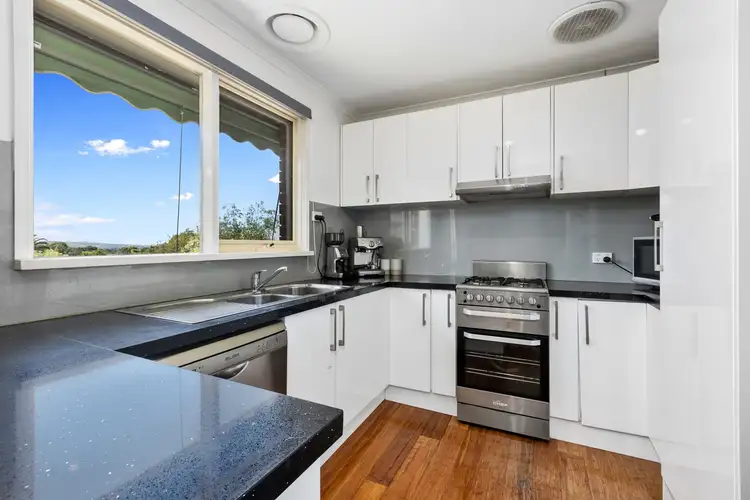 Fifth view of Homely house listing, 3 Coledale Close, Endeavour Hills VIC 3802
