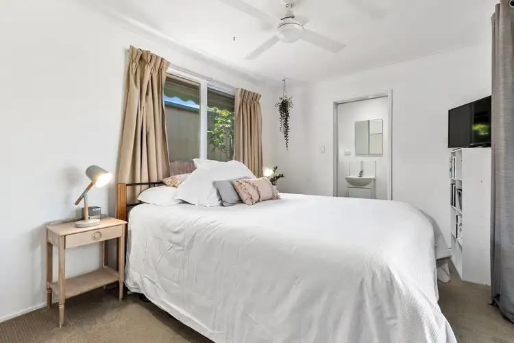 Sixth view of Homely house listing, 3 Coledale Close, Endeavour Hills VIC 3802