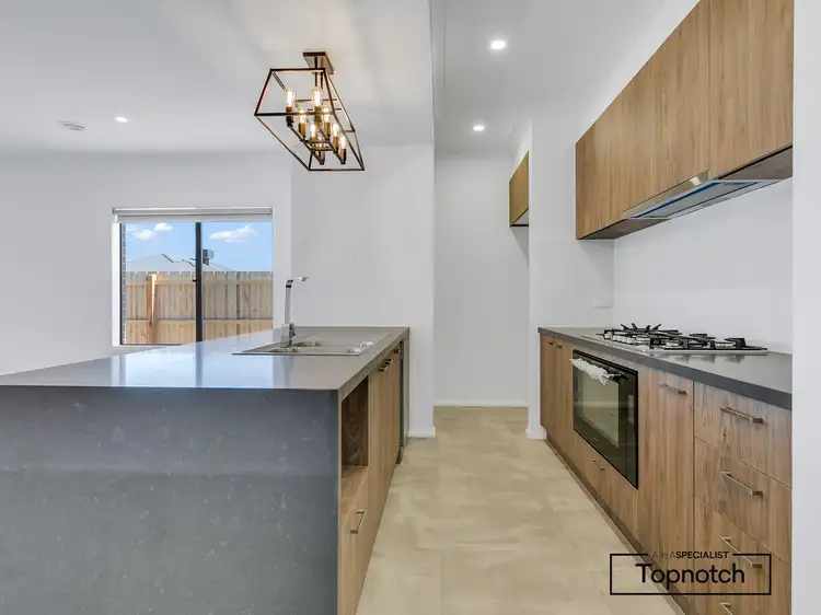 Fourth view of Homely house listing, 10 Belladonna Circuit, Wallan VIC 3756