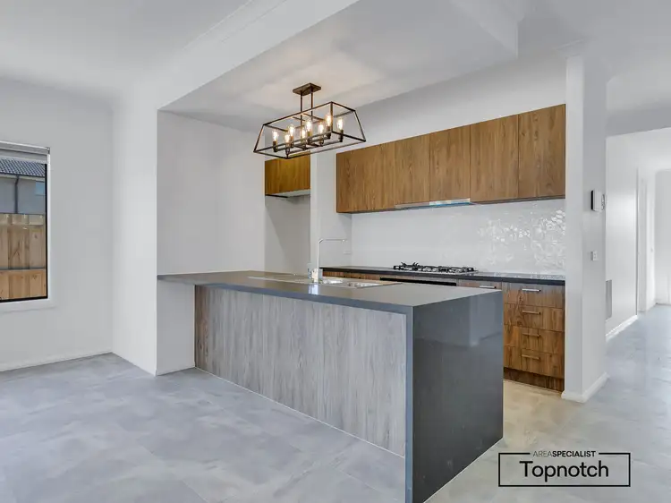 Sixth view of Homely house listing, 10 Belladonna Circuit, Wallan VIC 3756