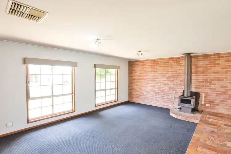 Sixth view of Homely house listing, 2 Tower Court, Buronga NSW 2739