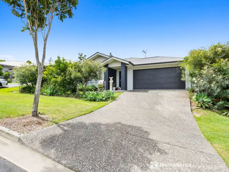 19 Hillstone Crescent