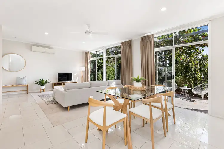 Fifth view of Homely house listing, 2/112 Harley Street, Strathdale VIC 3550