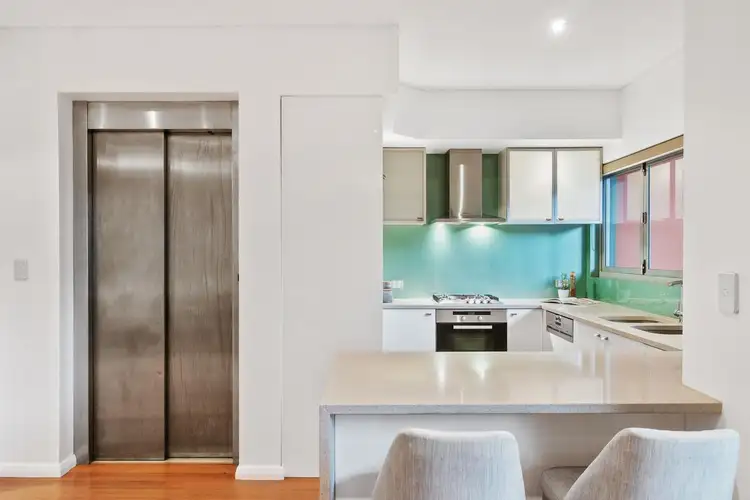 Fifth view of Homely apartment listing, 2/68 Wittenoom St, East Perth WA 6004