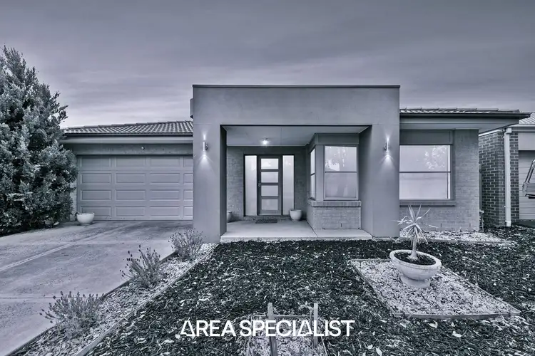 Main view of Homely house listing, 18 Inspiration Circuit, Pakenham VIC 3810