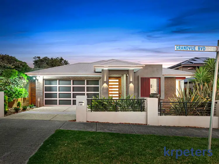 30 Grandvue Boulevard, Pakenham VIC 3810