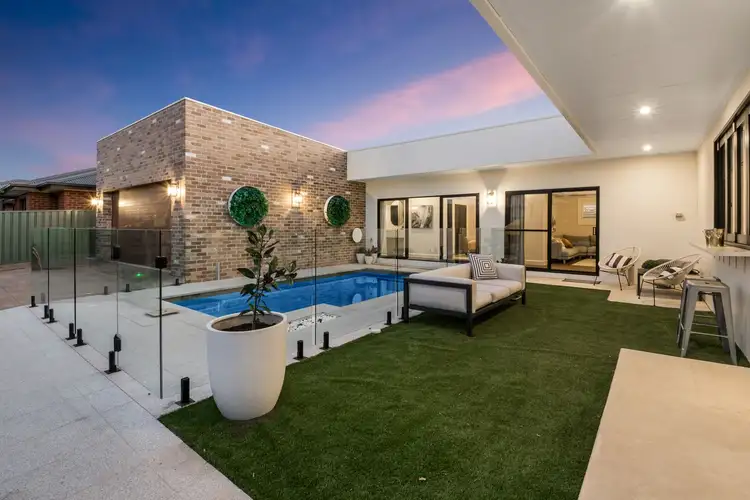 Second view of Homely house listing, 21 Rheola Drive, White Hills VIC 3550