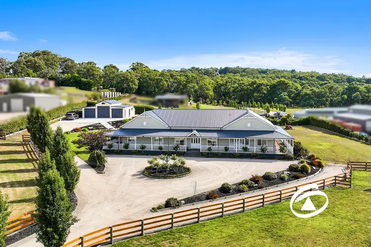 8 Ravendene Court, Maryknoll VIC 3812