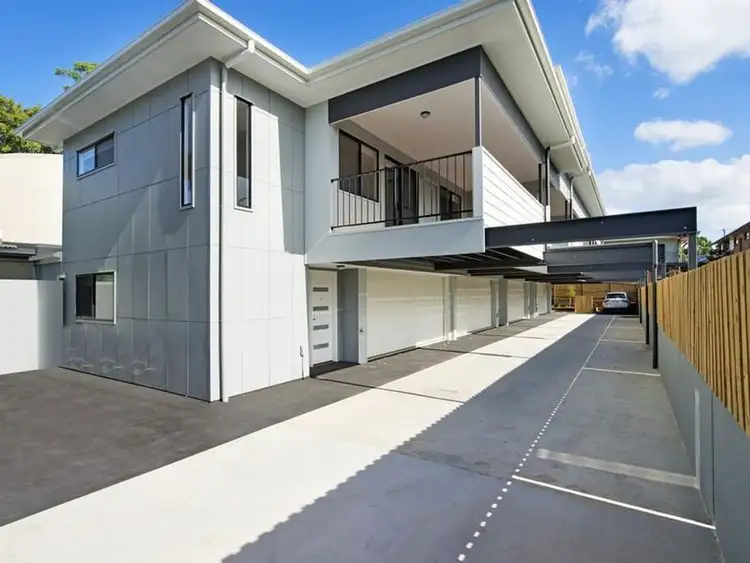 Main view of Homely townhouse listing, 3/125 Ekibin Road, Annerley QLD 4103