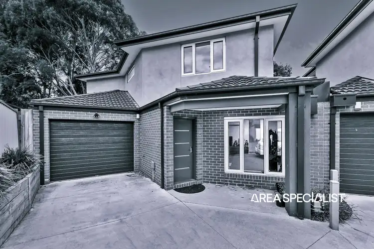 Main view of Homely townhouse listing, 5/3 Rubida Court, Endeavour Hills VIC 3802