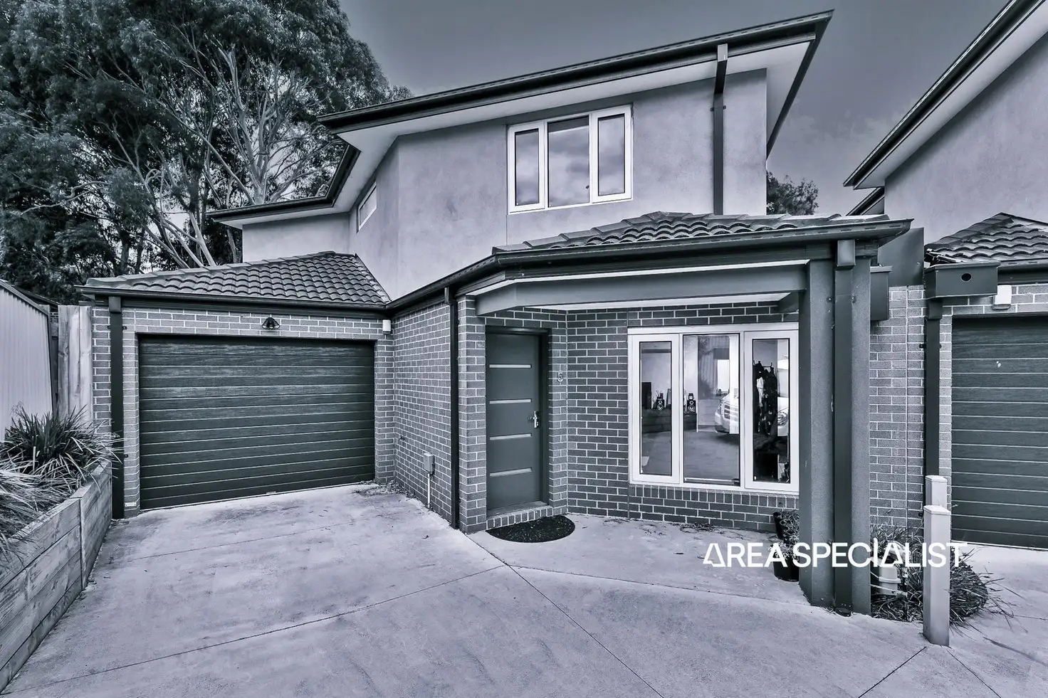 Main view of Homely townhouse listing, 5/3 Rubida Court, Endeavour Hills VIC 3802